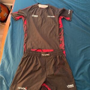 Future kimonos Black and Red Sports Set